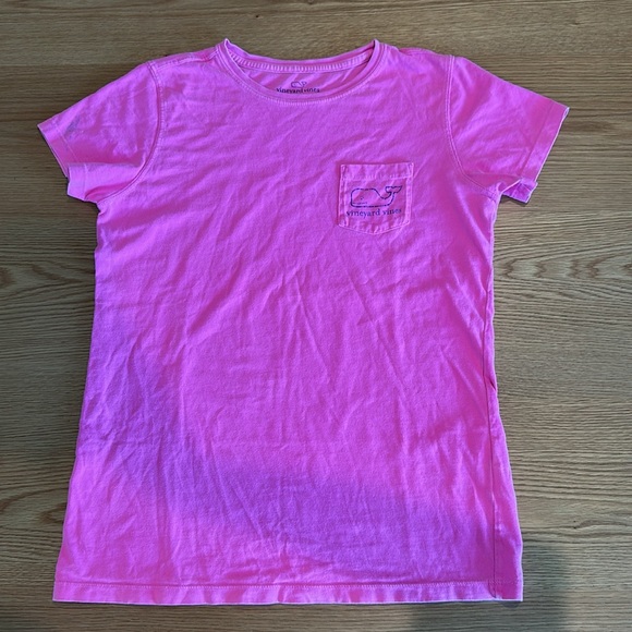 🩷 VineYard Vines Short Sleeve 🩷 - Picture 1 of 5
